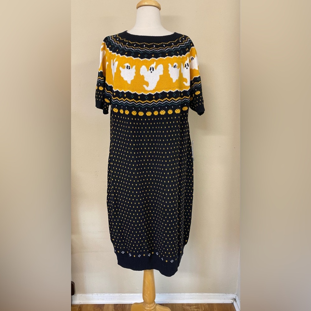 ModCloth Halloween Spooky Black and Yellow Ghosts Sweater Short Sleeve Dress